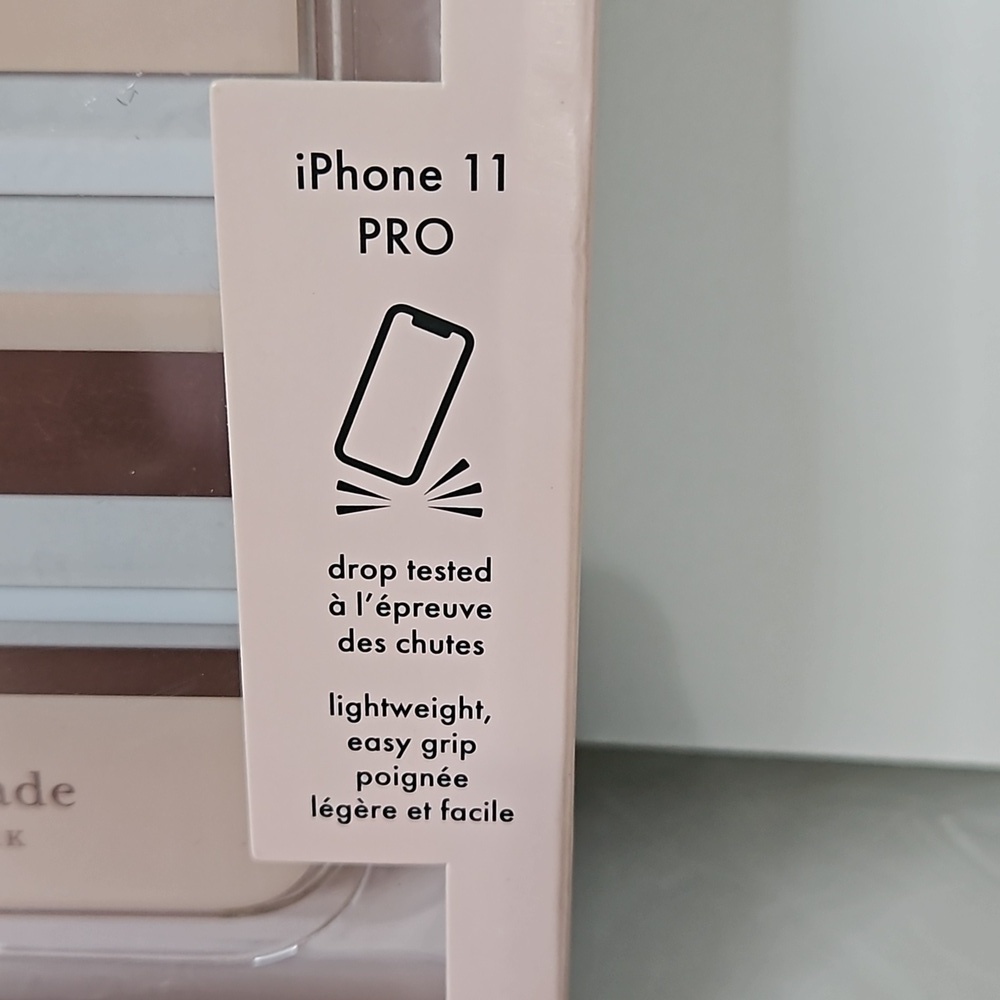Kate Spade New York iPhone 11 PRO Case - Picture 3 of 6